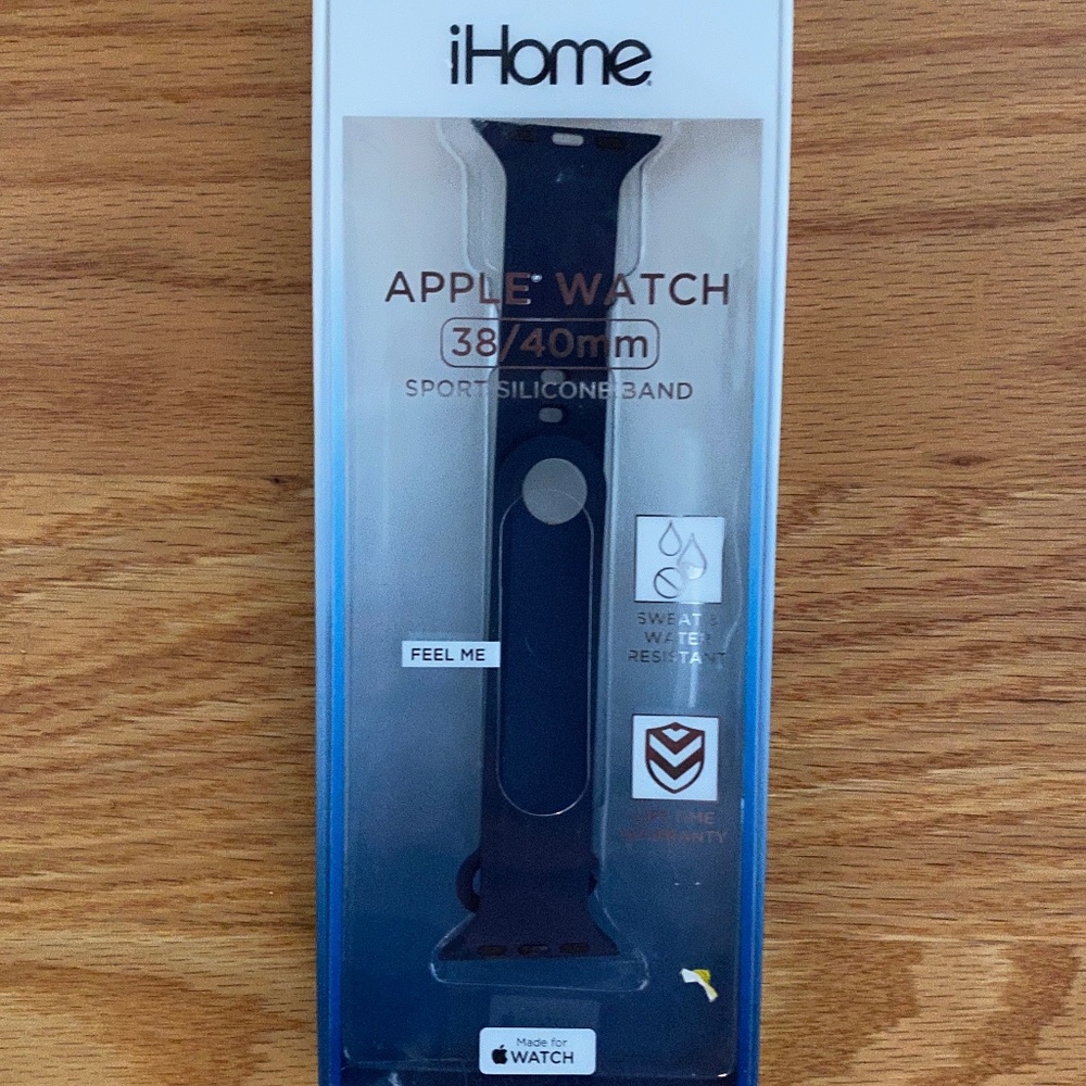 iHome NWT Apple Watch Silicone Sports Band 38/40mm